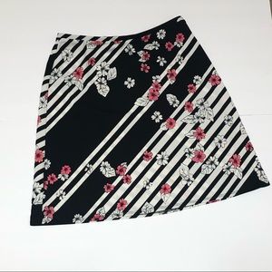 Express Skirt - Black White Pink
